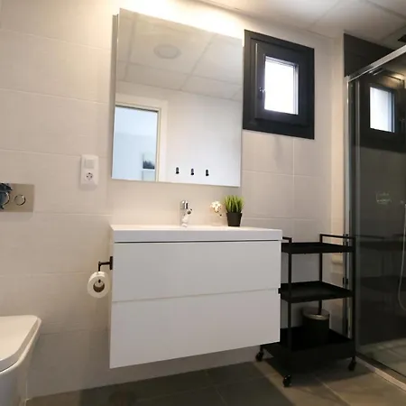3-bedroom Penthouse With Private Roof Terrace And Fantastic View Apartment *