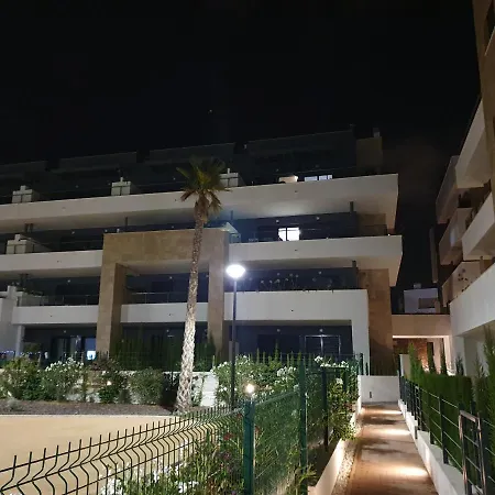 3-bedroom Penthouse With Private Roof Terrace And Fantastic View Apartment *