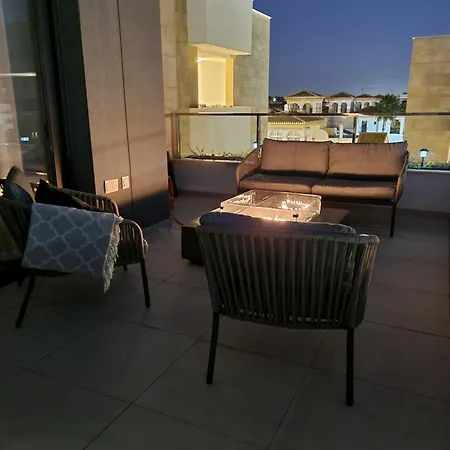 3-bedroom Penthouse With Private Roof Terrace And Fantastic View *