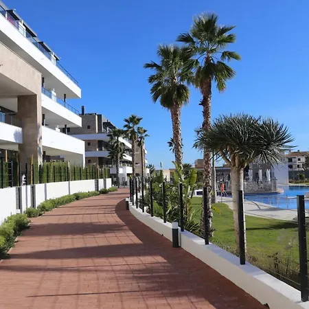 3-bedroom Penthouse With Private Roof Terrace And Fantastic View Lägenhet Orihuela